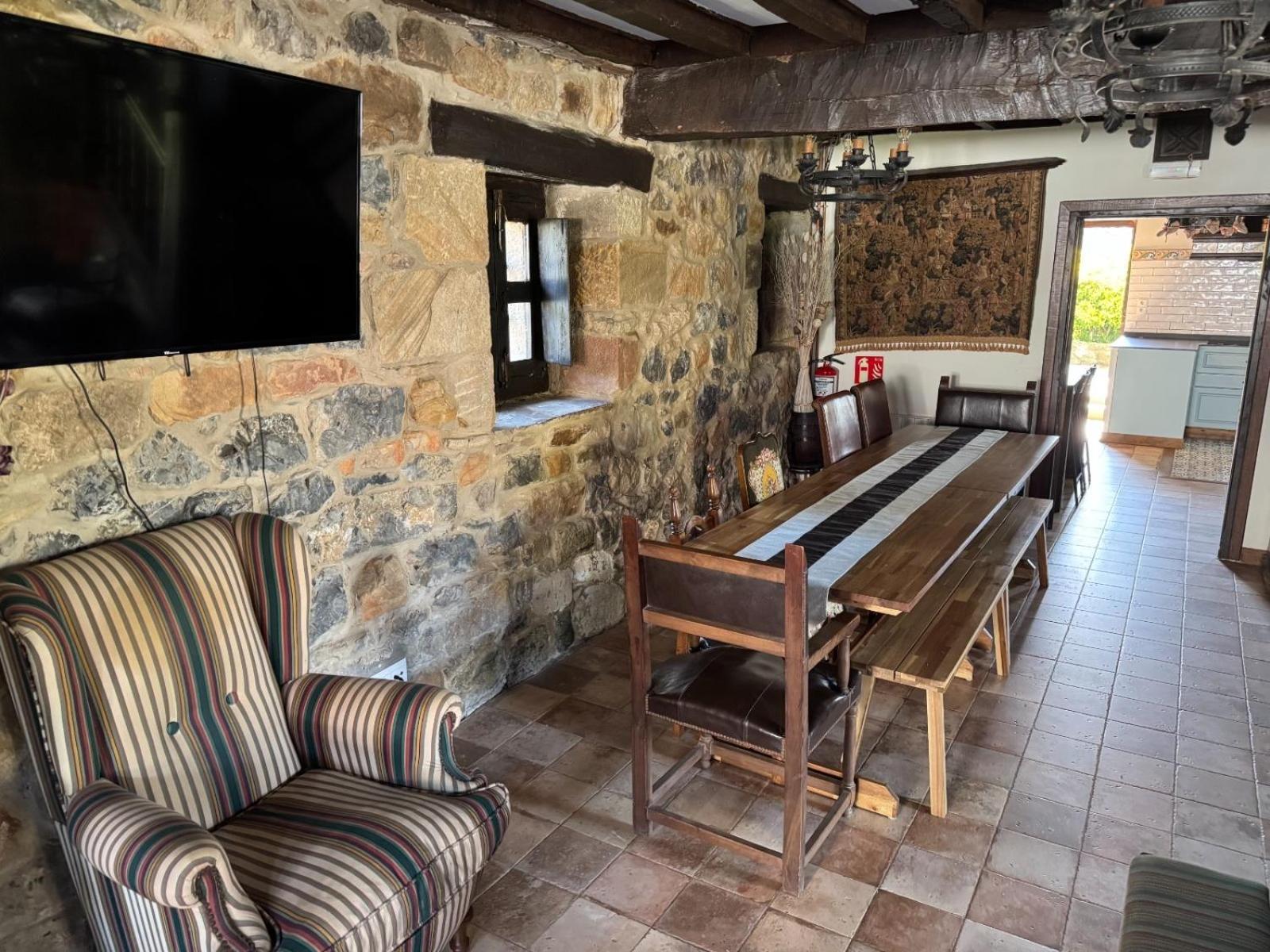 Holiday home Espectacular En Castaneda Socobio